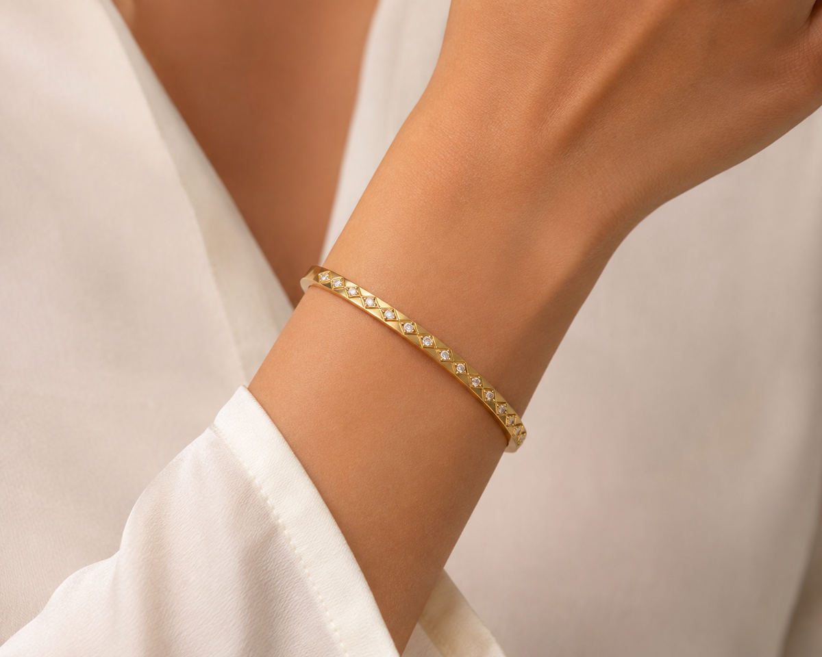 Amara Crystal Bangle
